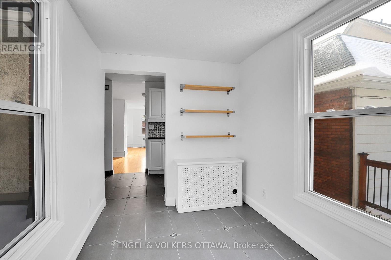 491 MCLEOD STREET - 16