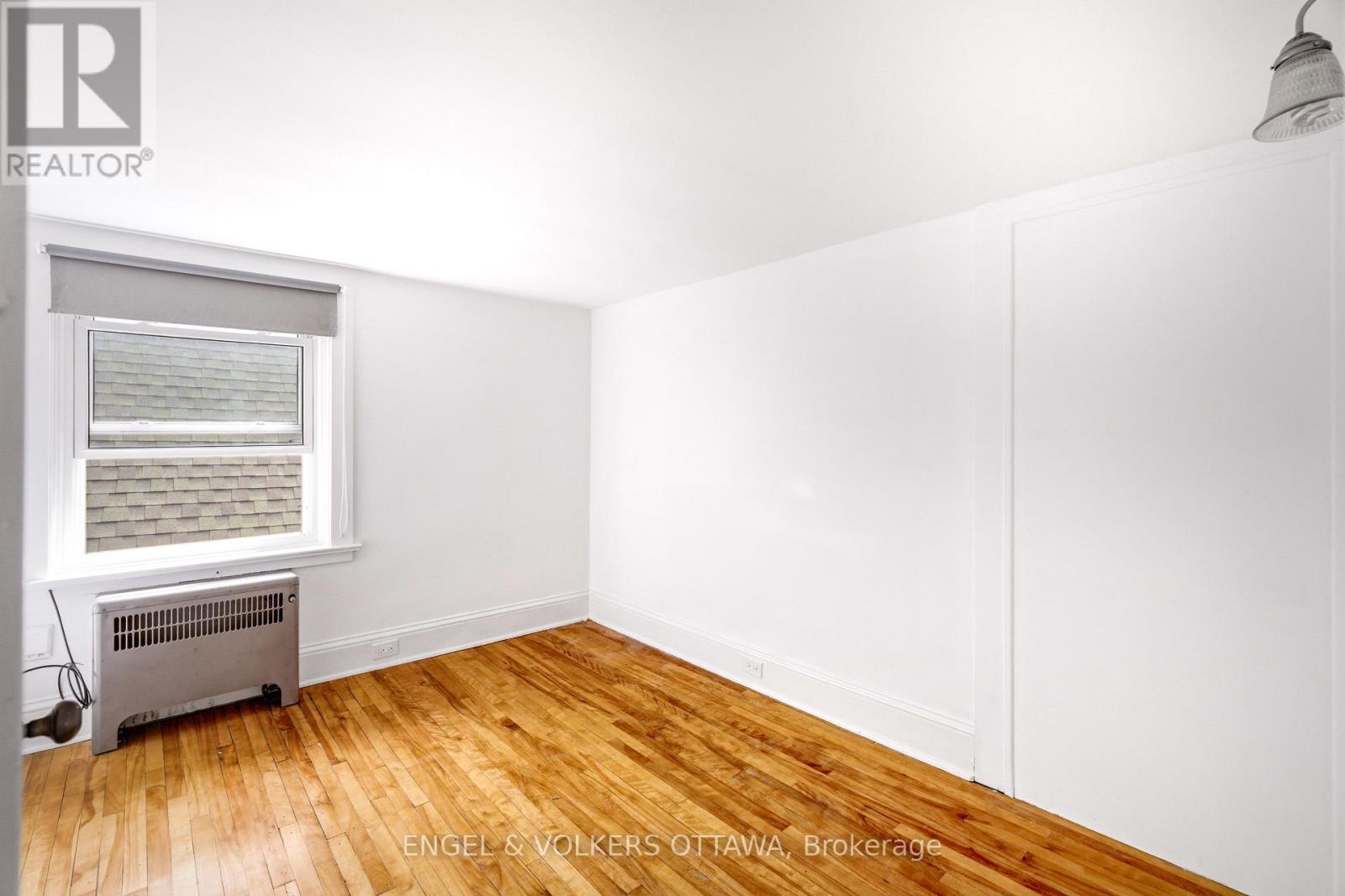 491 MCLEOD STREET - 30