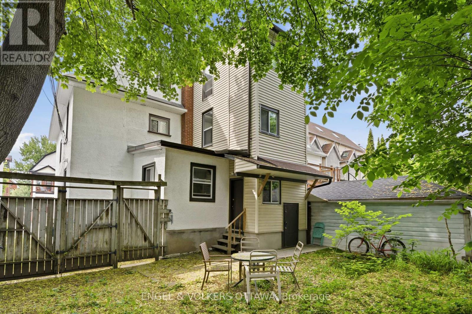 491 MCLEOD STREET - 41