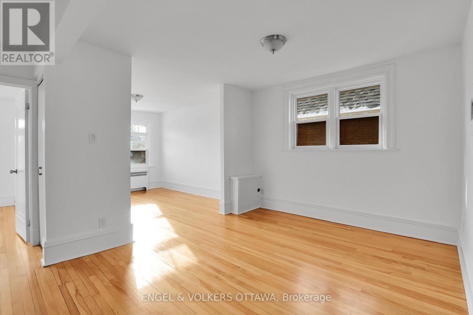 491 MCLEOD STREET - 6