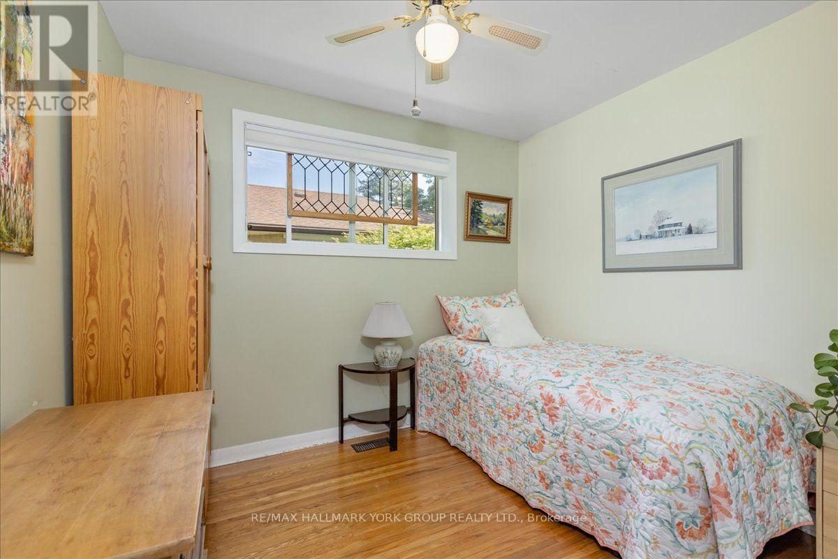 2 CORBETT CRESCENT - 14