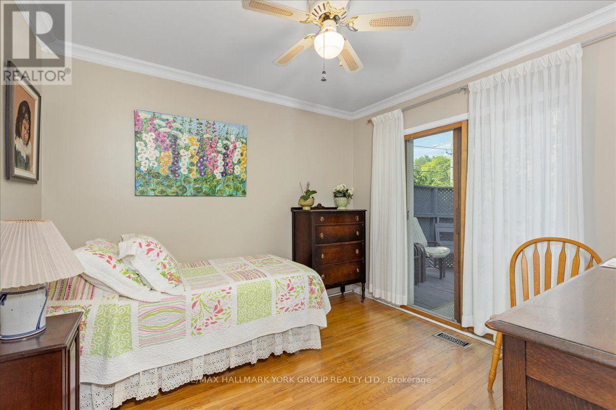 2 CORBETT CRESCENT - 15