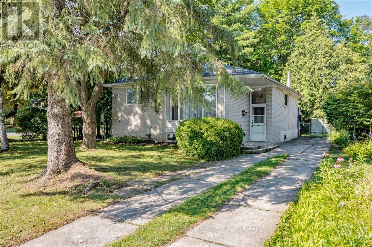 2 CORBETT CRESCENT - 2