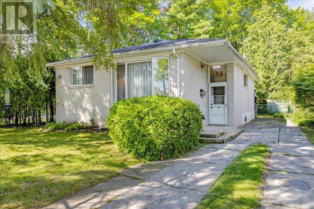 2 CORBETT CRESCENT - 4