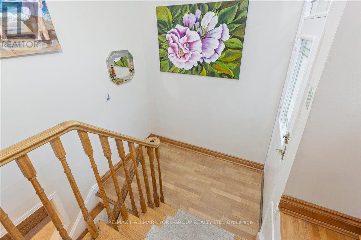 2 CORBETT CRESCENT - 6