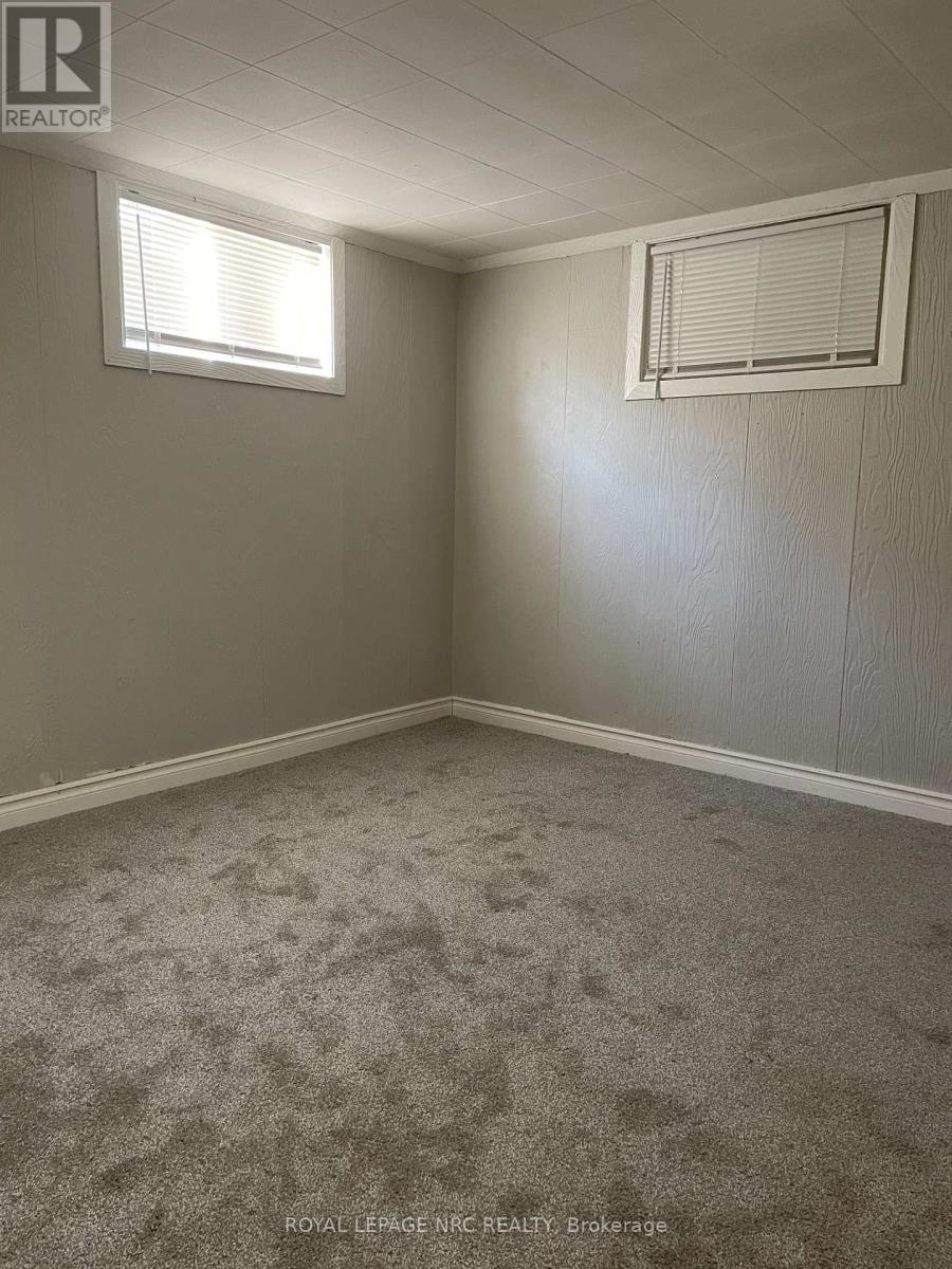 22 DUNBLANE AVENUE - 21