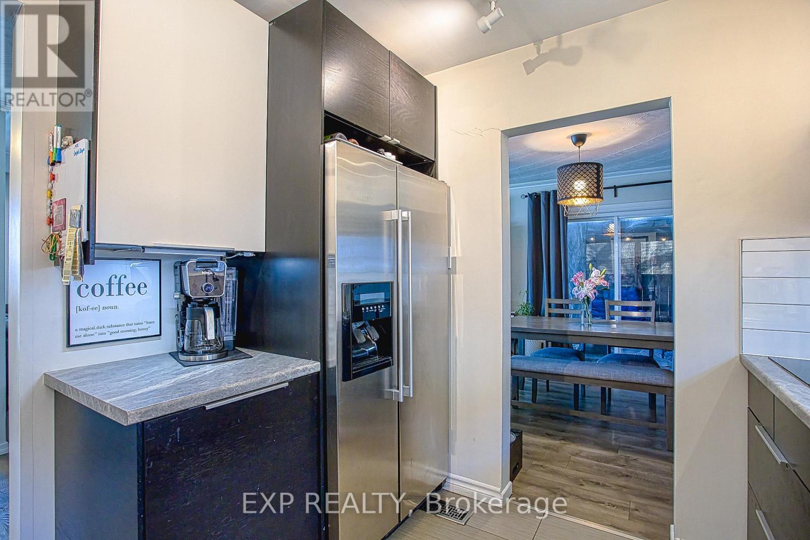 2387 CYPRUS AVENUE - 10