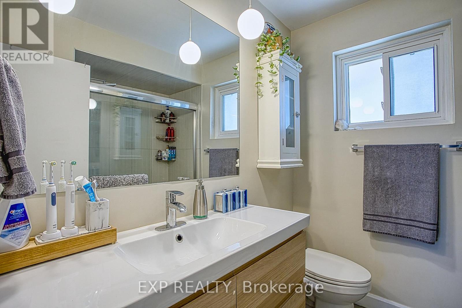 2387 CYPRUS AVENUE - 14