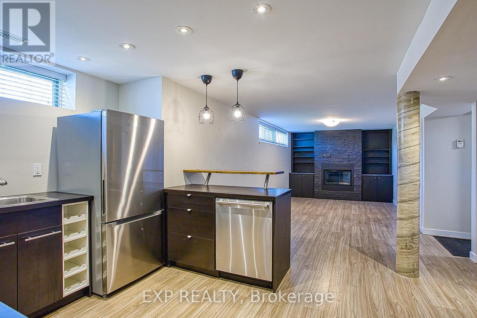 2387 CYPRUS AVENUE - 25