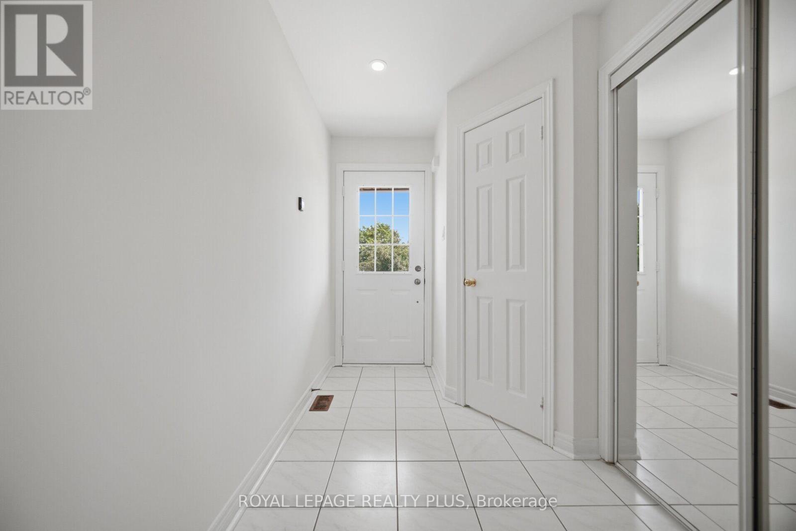 3907 MANATEE WAY - 5