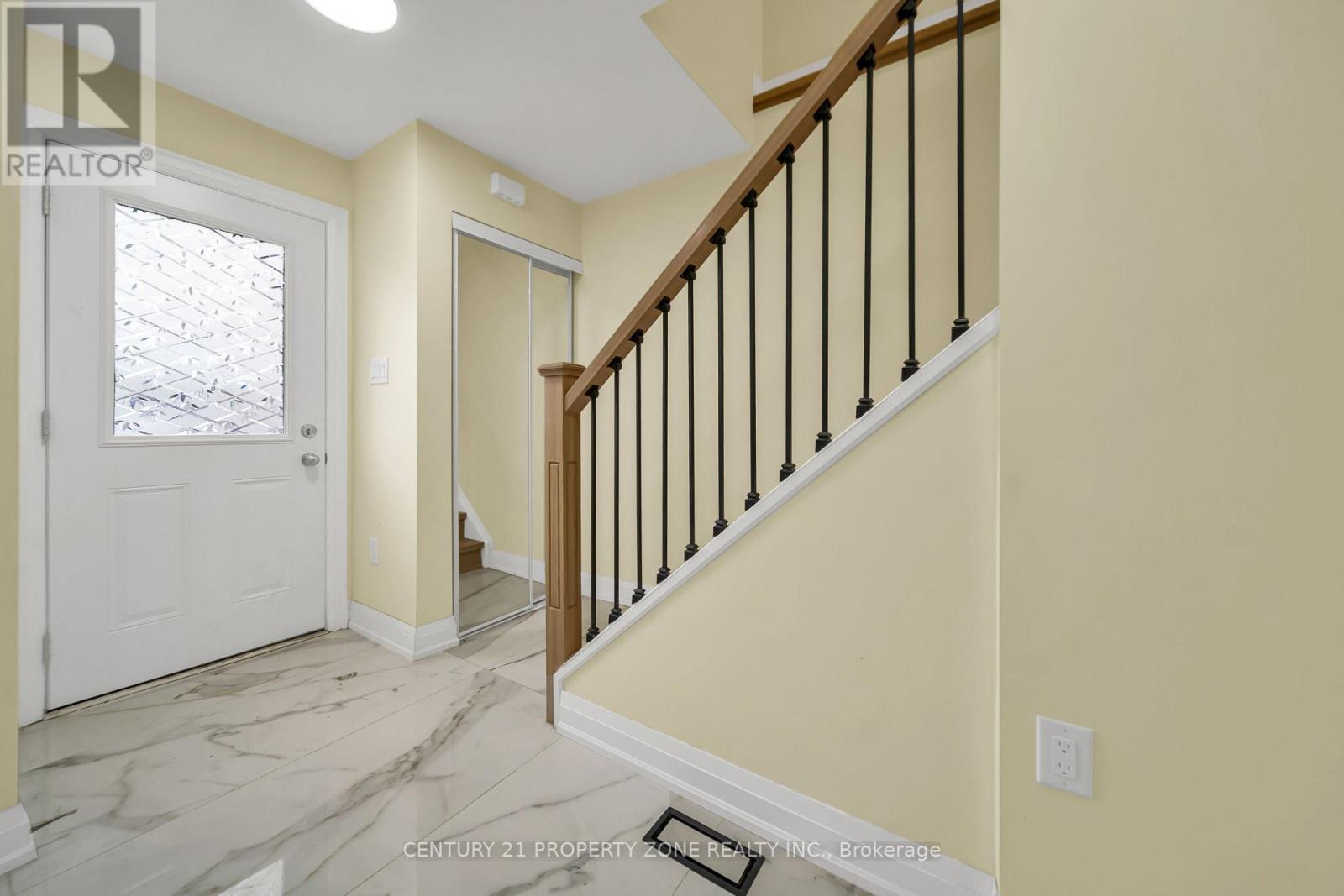 19 HORSESHOE COURT - 10