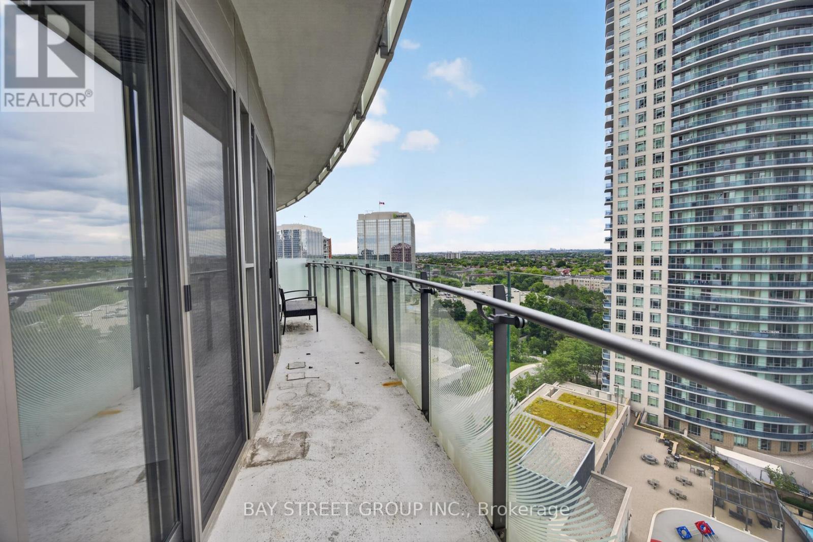 #1302 50 ABSOLUTE AVENUE - 19