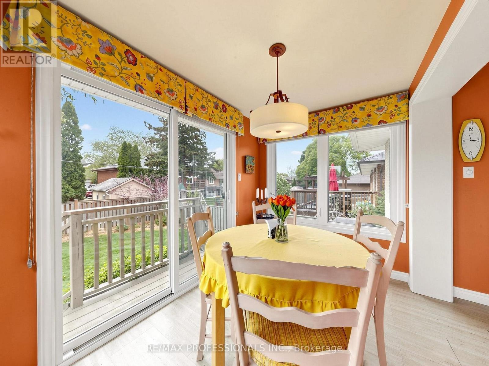 24 BREADNER DRIVE - 13
