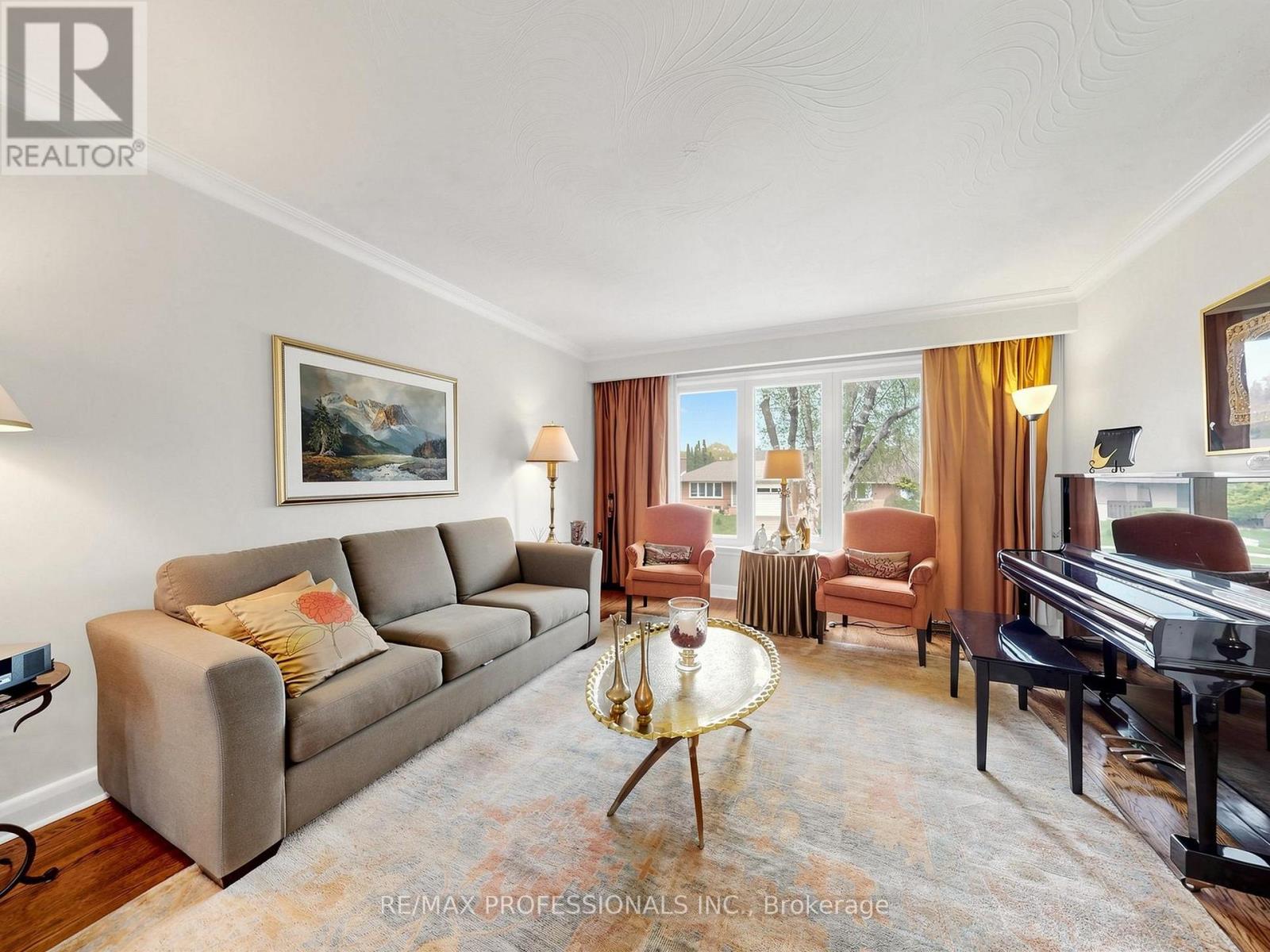 24 BREADNER DRIVE - 3