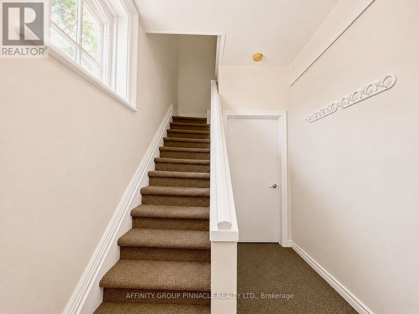 221 KENT STREET W - 25
