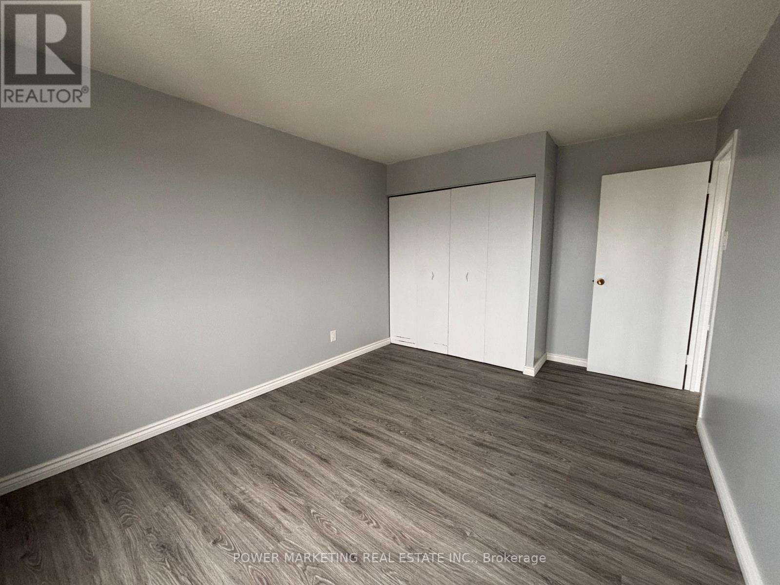 #1604 158B MCARTHUR AVENUE - 12