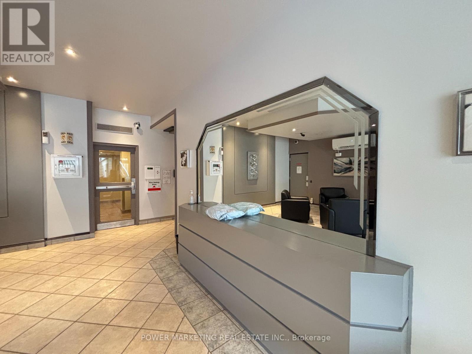 #1604 158B MCARTHUR AVENUE - 6