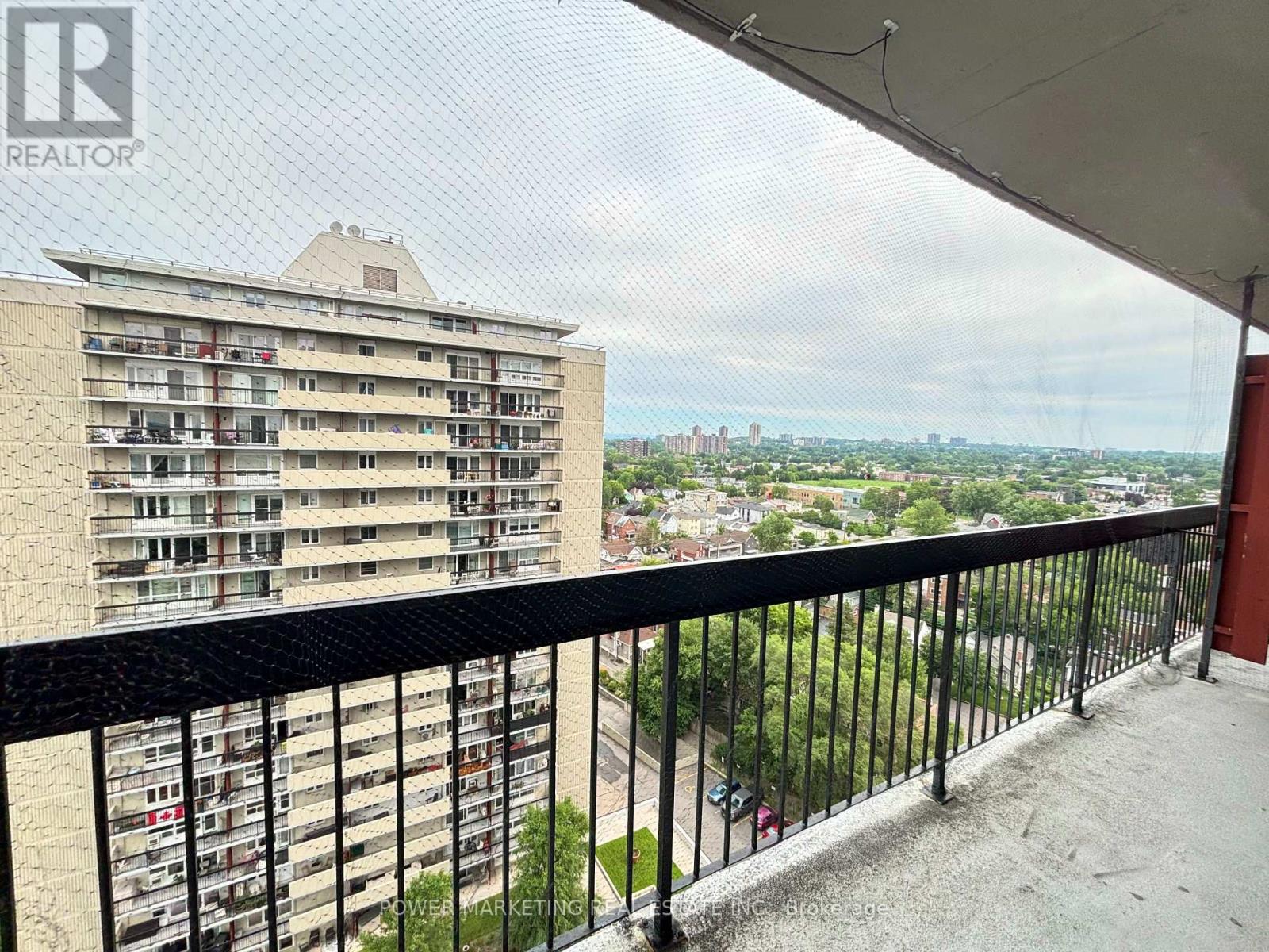 #1604 158B MCARTHUR AVENUE - 14