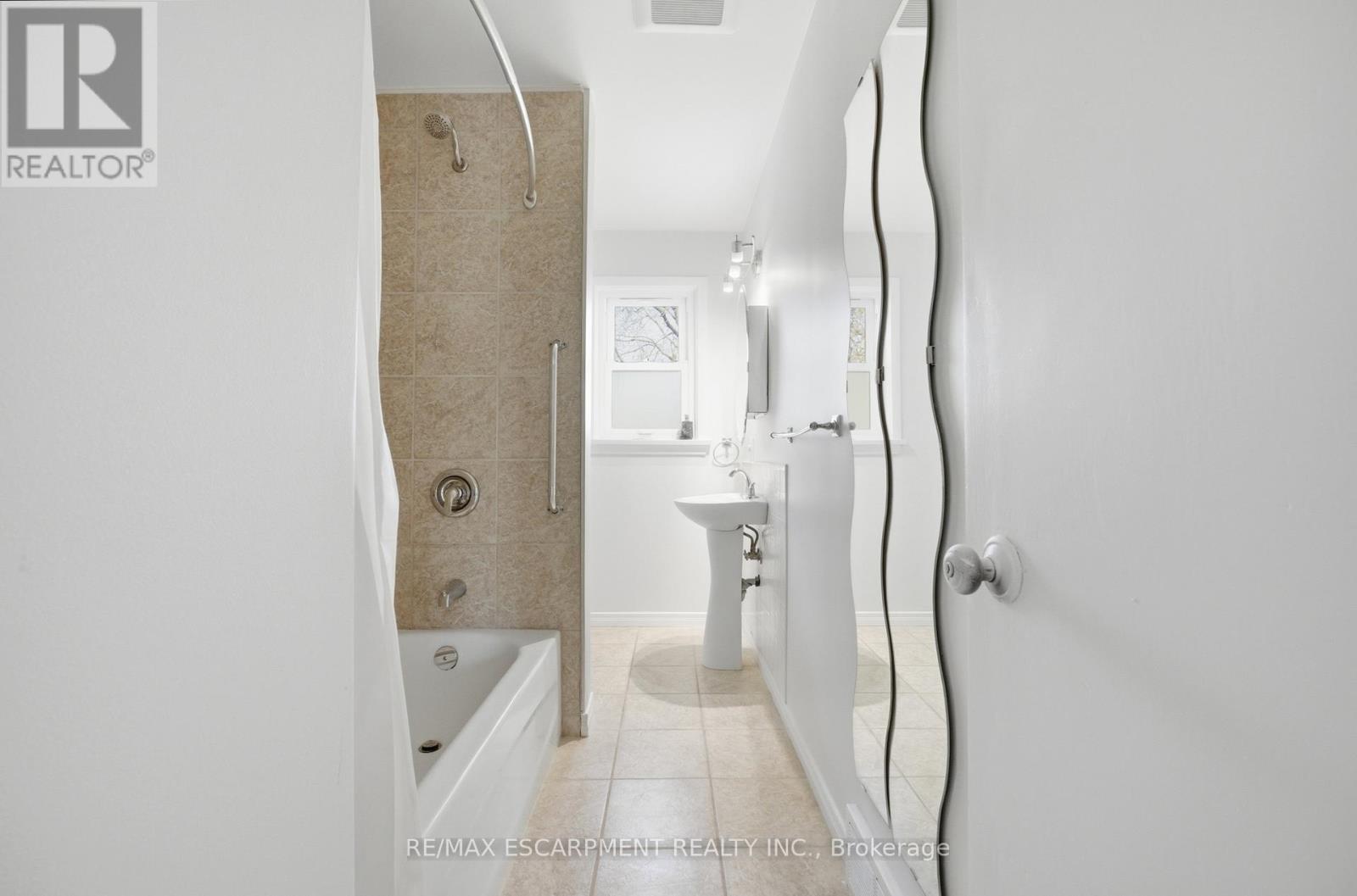 36 WOODELM DRIVE - 14