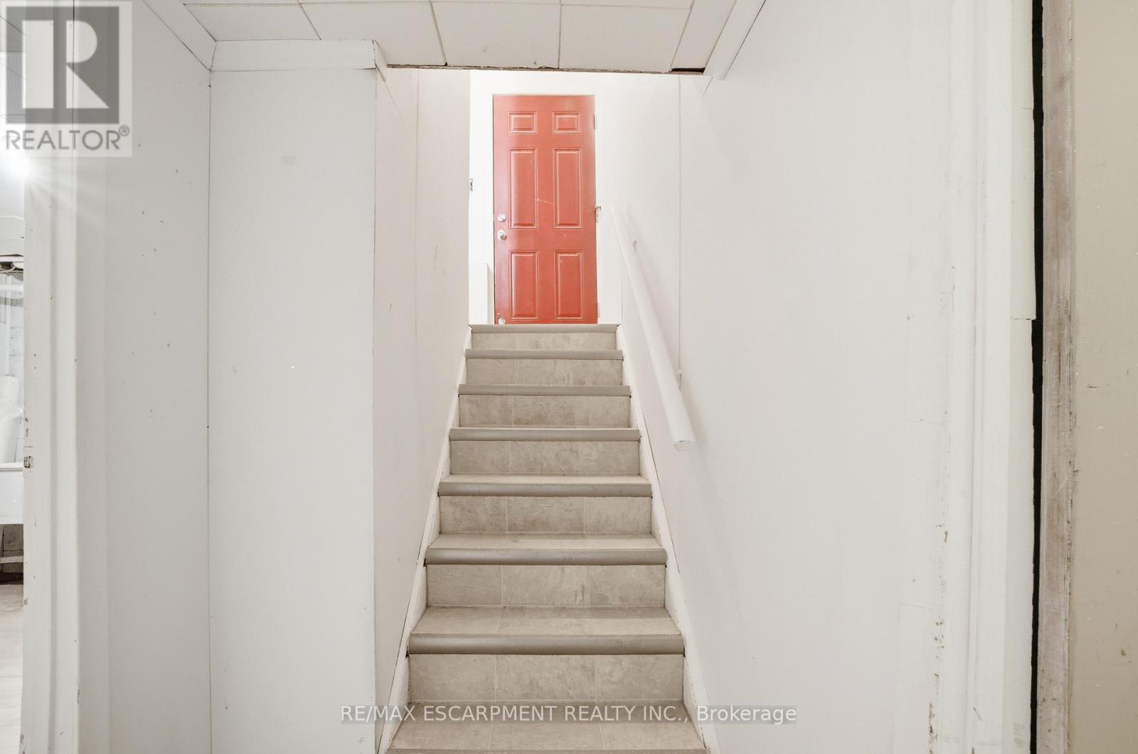 36 WOODELM DRIVE - 16