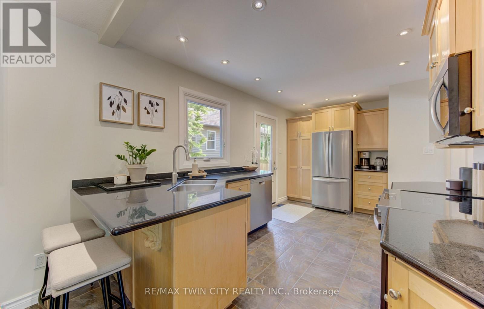 383 GRAND RIDGE DRIVE - 12