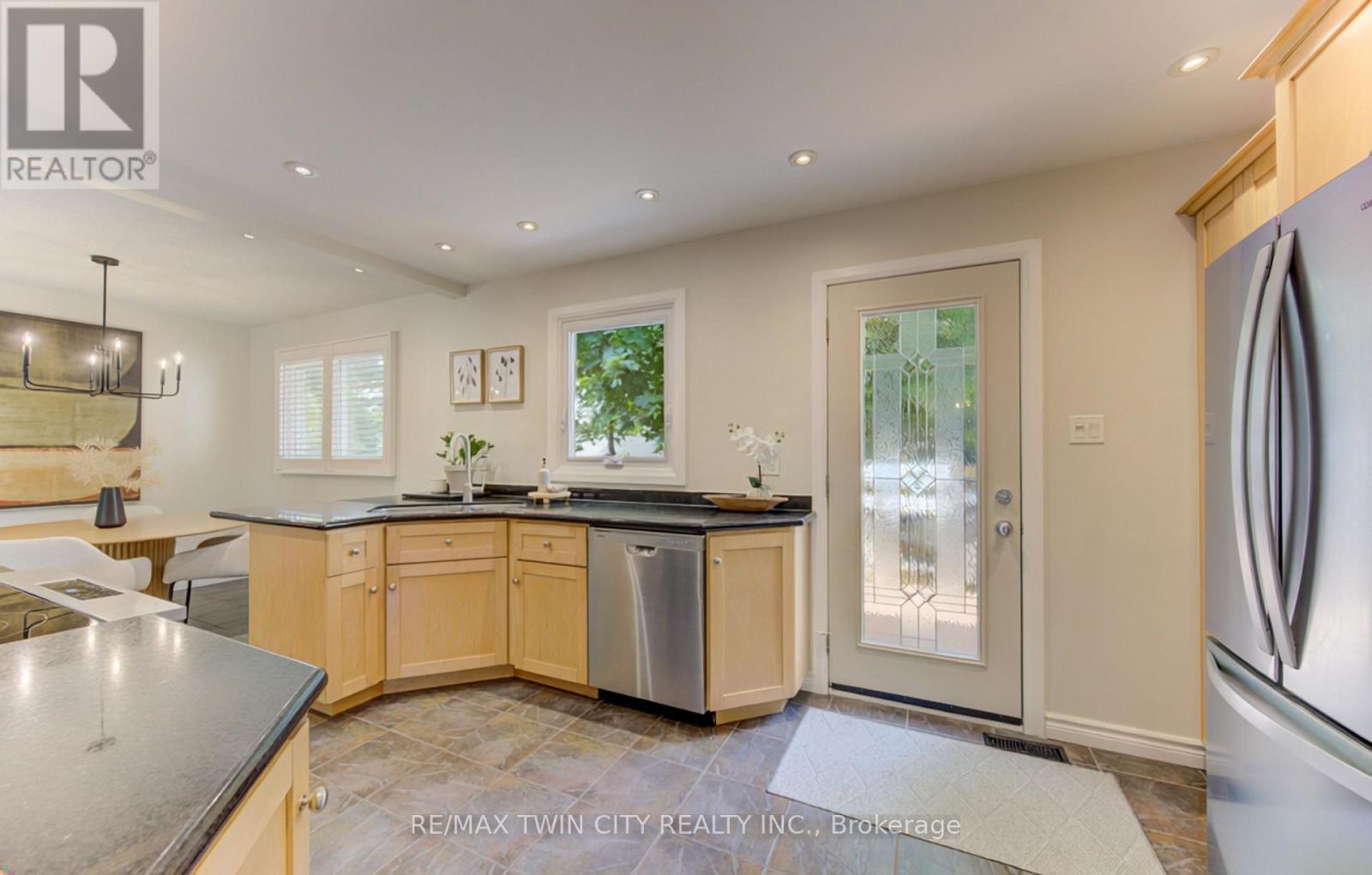 383 GRAND RIDGE DRIVE - 16