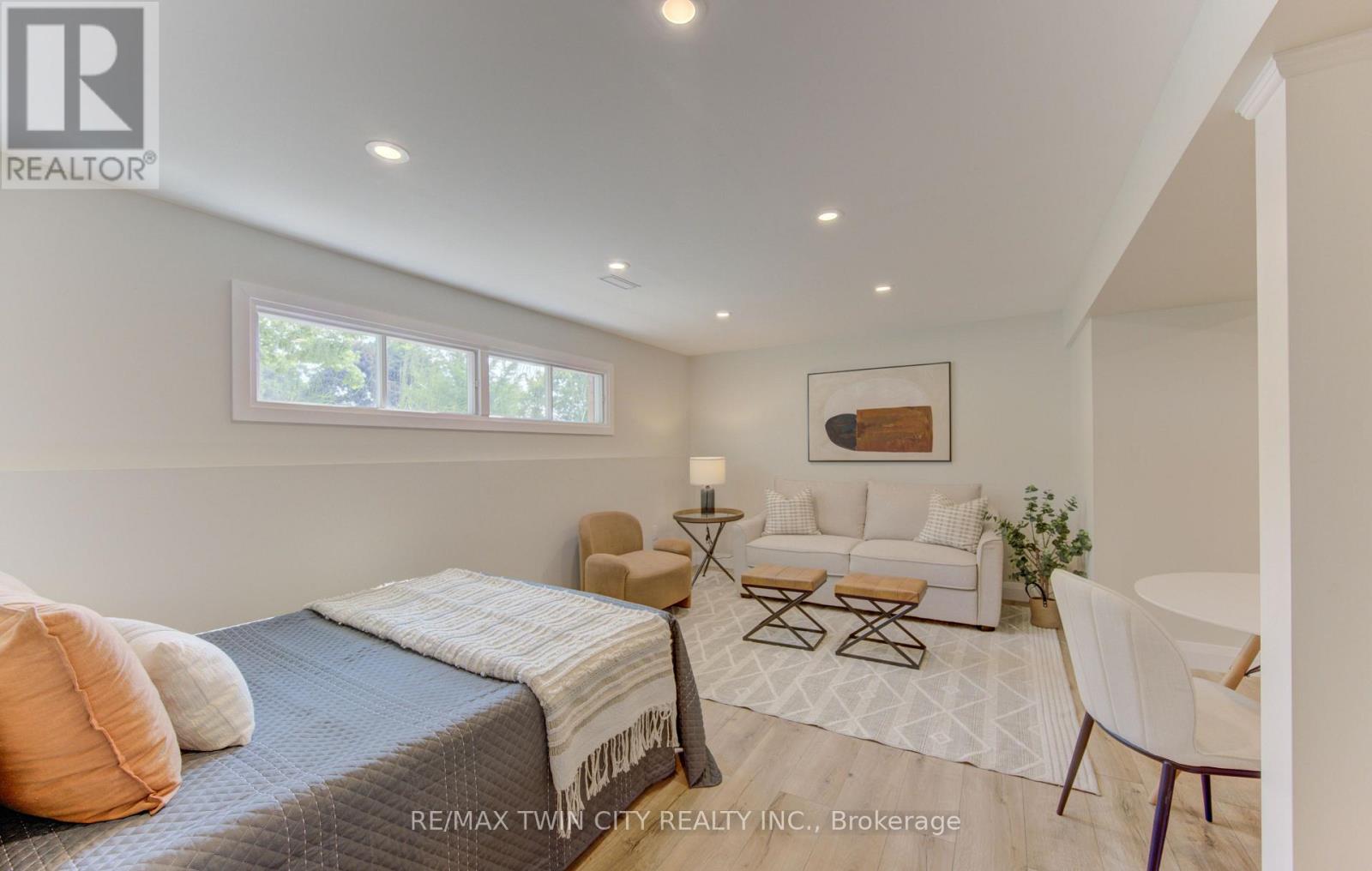 383 GRAND RIDGE DRIVE - 33