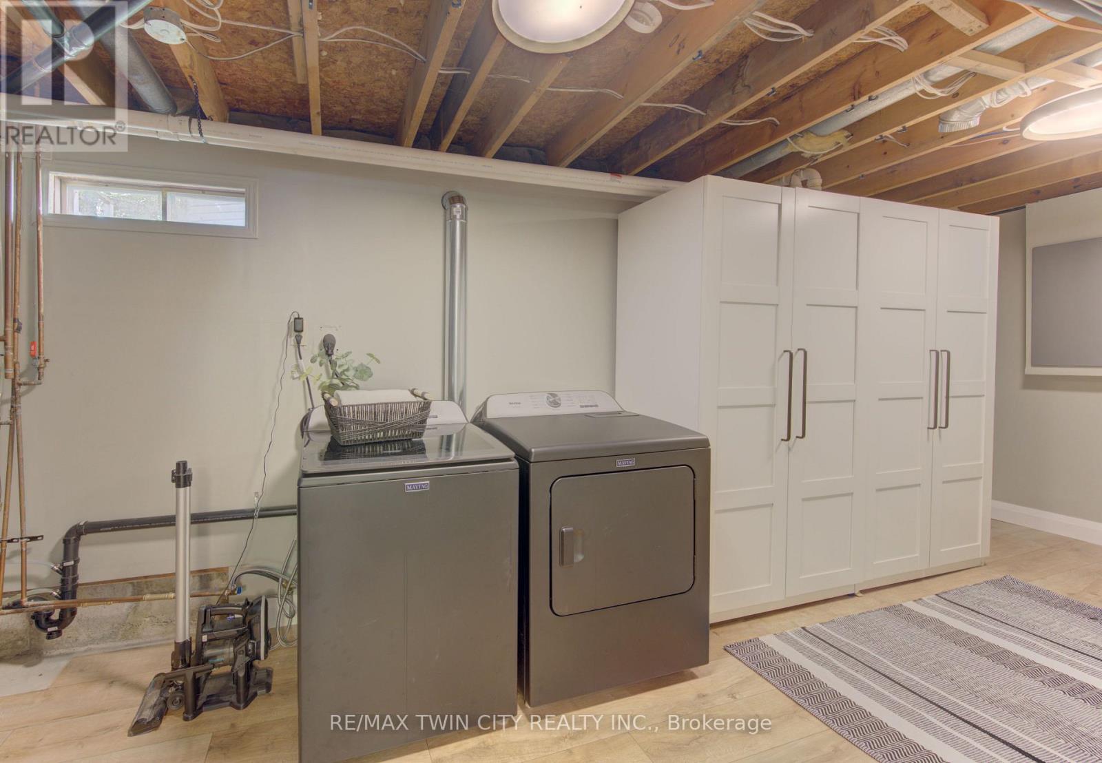 383 GRAND RIDGE DRIVE - 38