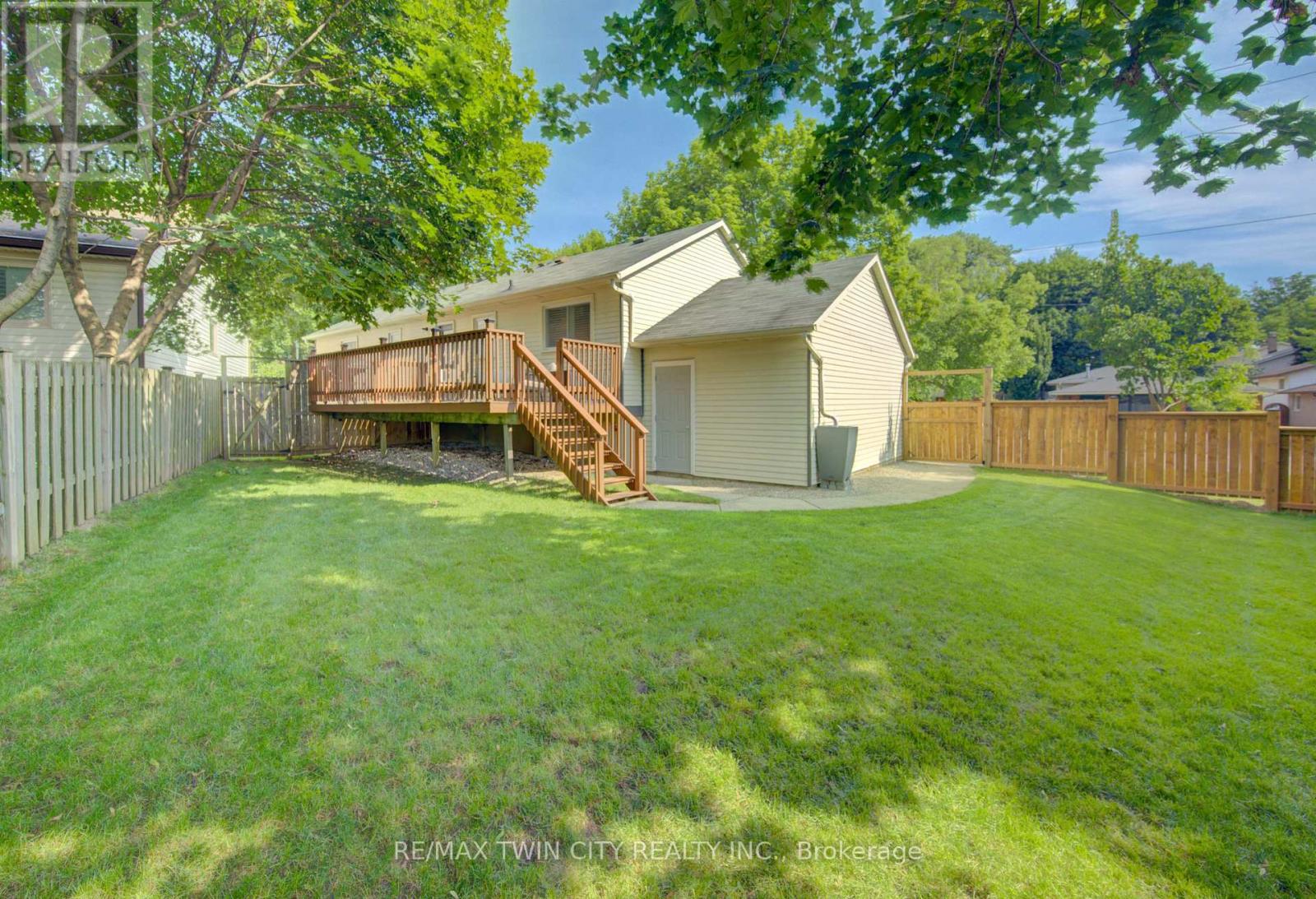 383 GRAND RIDGE DRIVE - 43