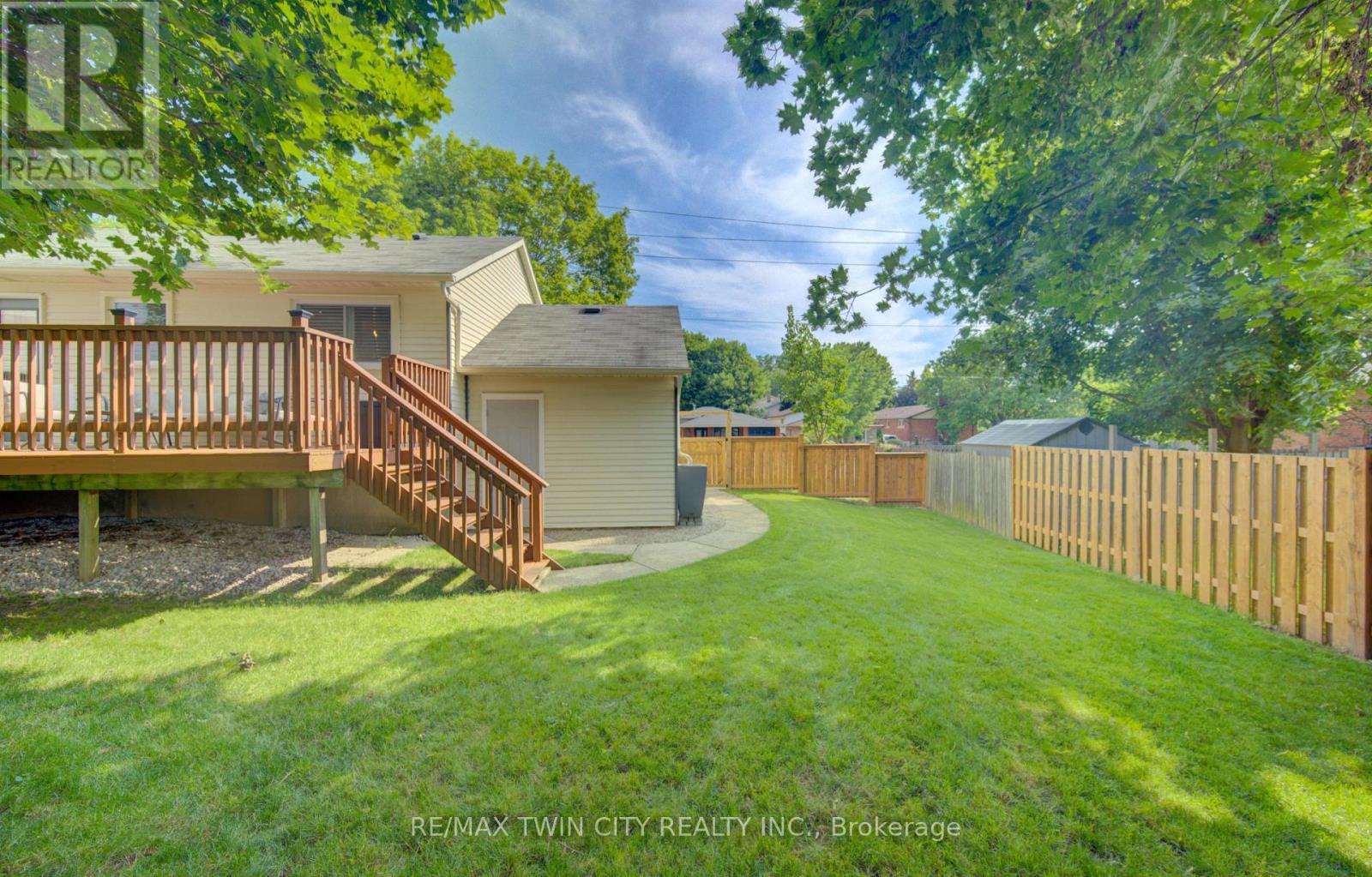 383 GRAND RIDGE DRIVE - 44