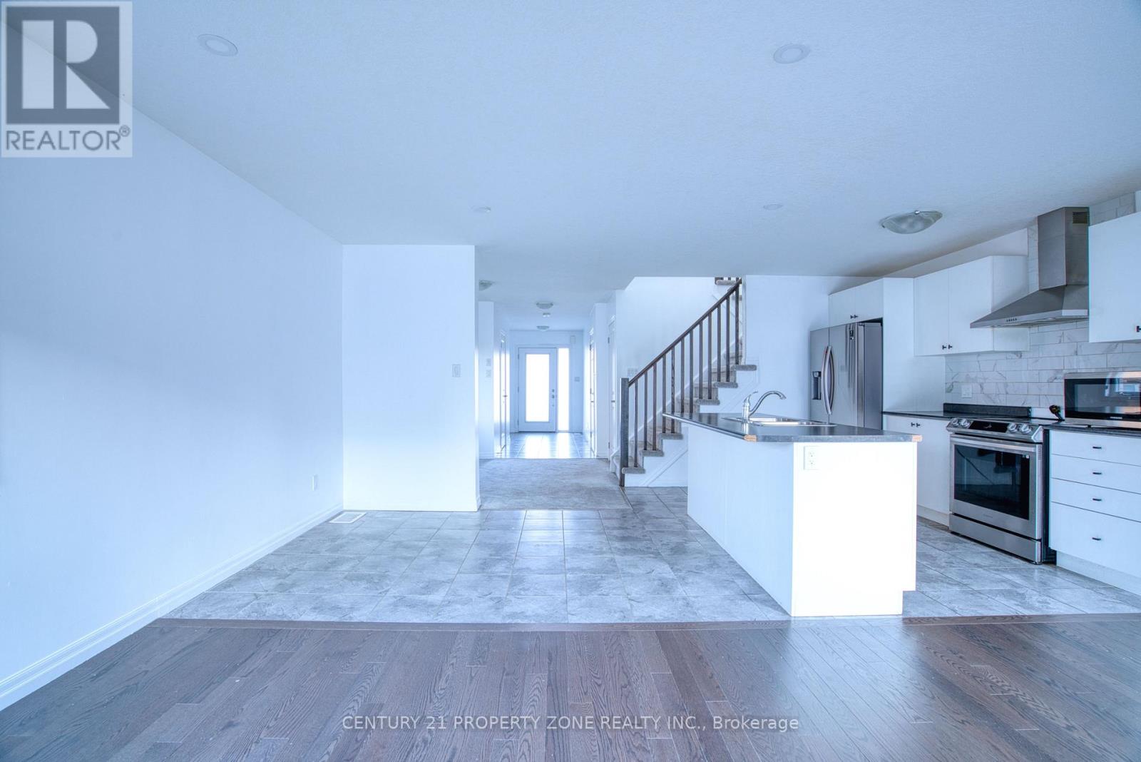 11 SHEDROW PLACE - 18