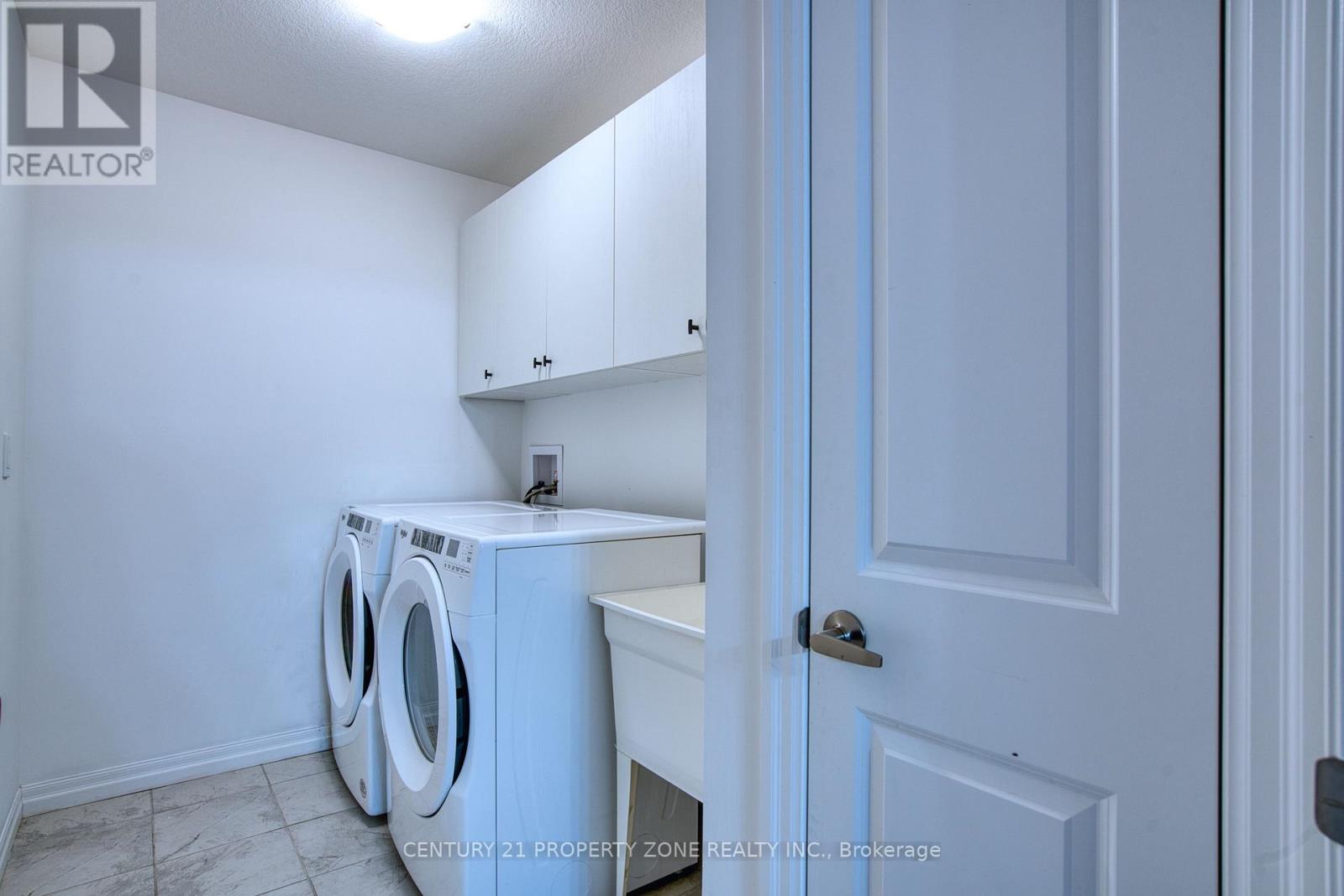 11 SHEDROW PLACE - 33
