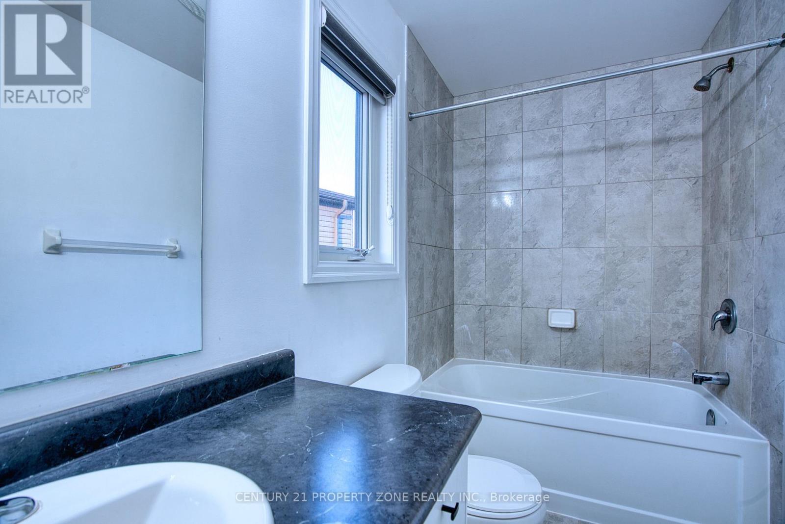 11 SHEDROW PLACE - 35