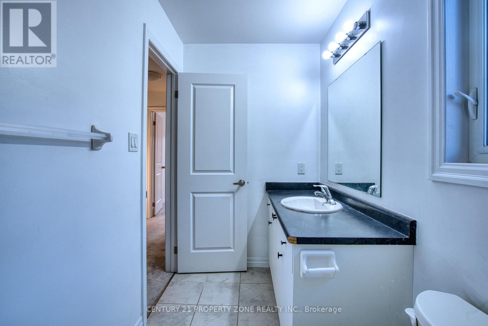 11 SHEDROW PLACE - 36