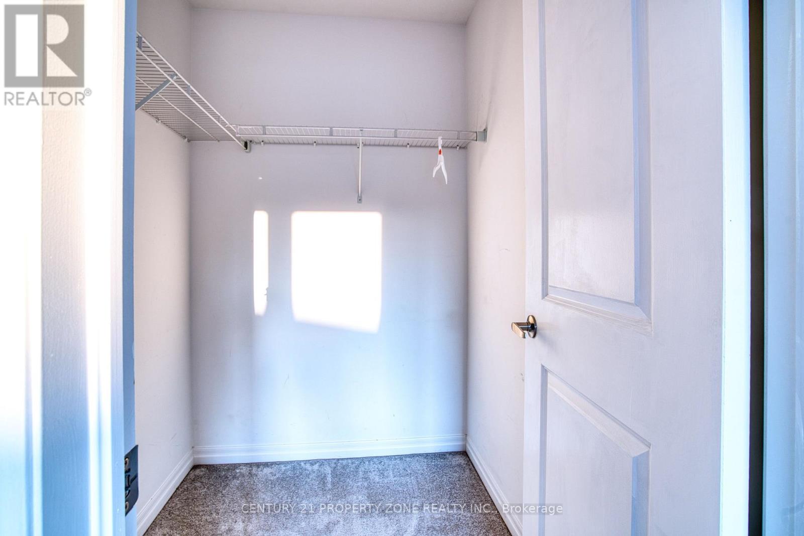 11 SHEDROW PLACE - 43