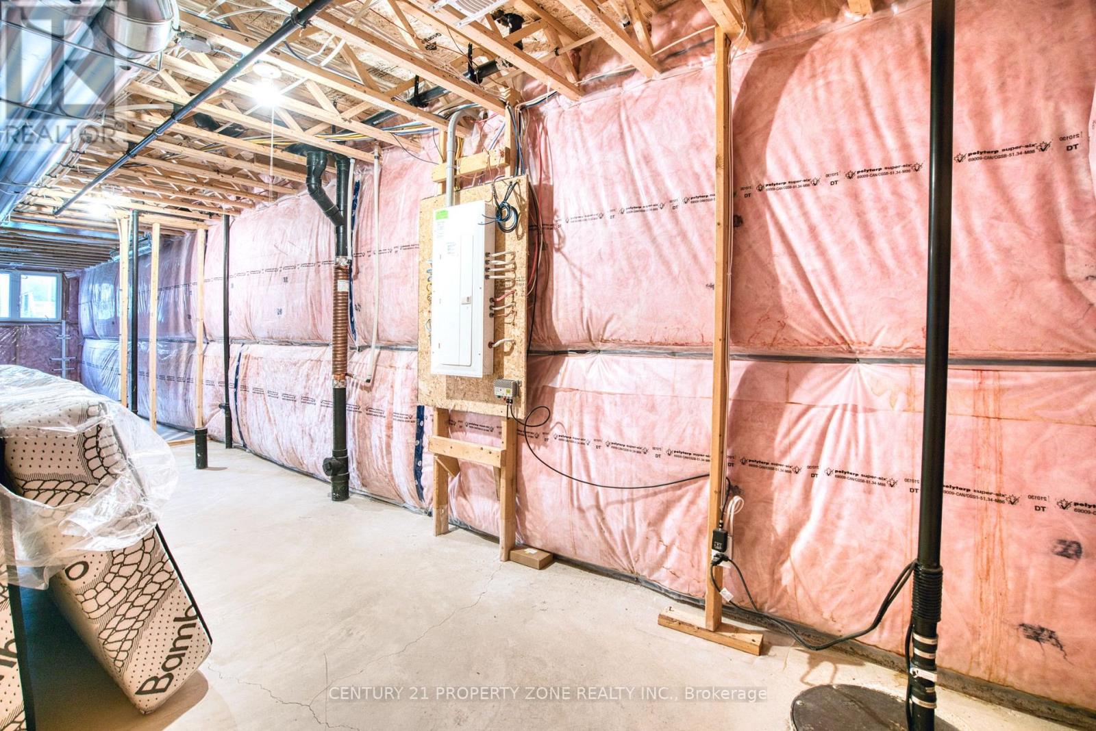 11 SHEDROW PLACE - 44
