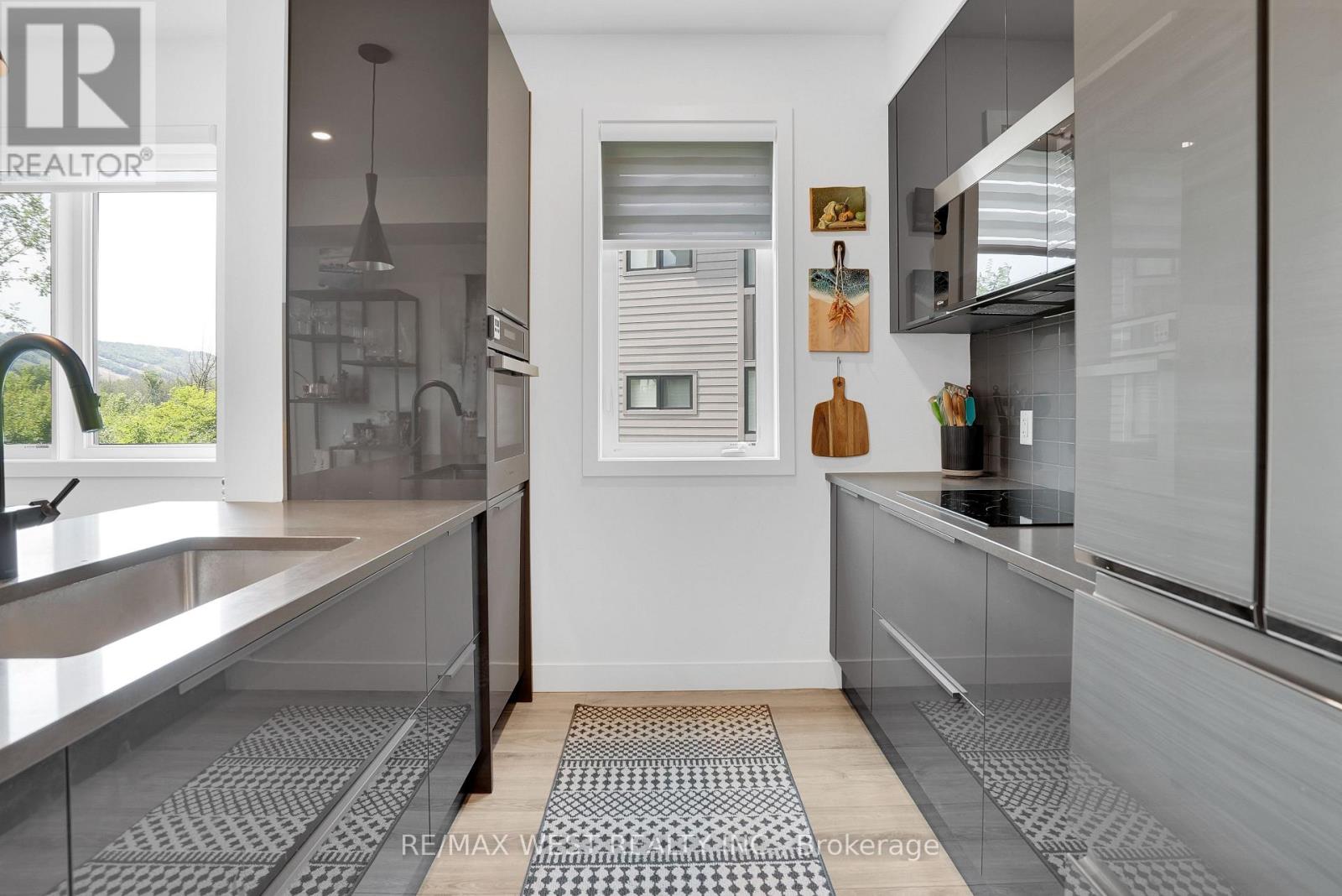 #202 20 BECKWITH LANE - Image 6