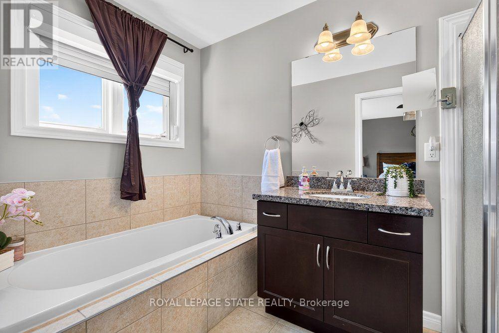 273 FESTIVAL WAY - Image 21