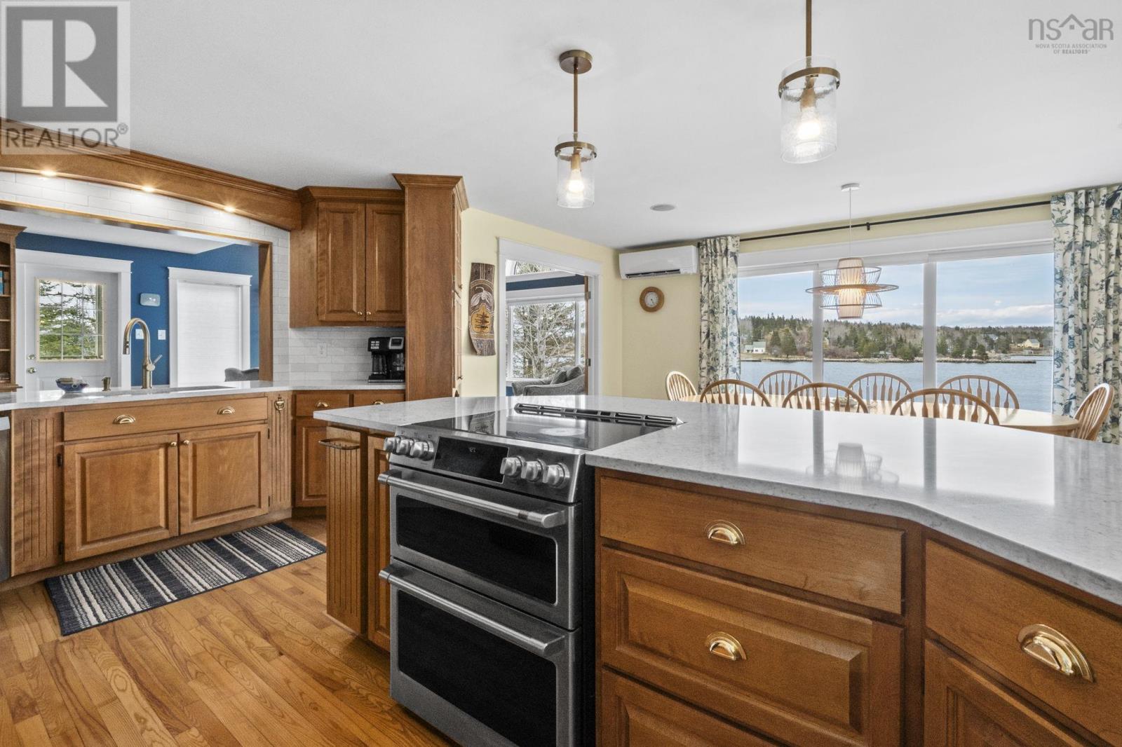 41 Bayberry Lane - 16