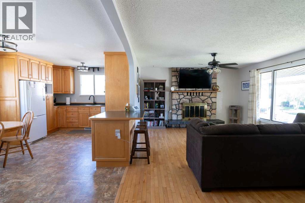 5320 12 Avenue - 9