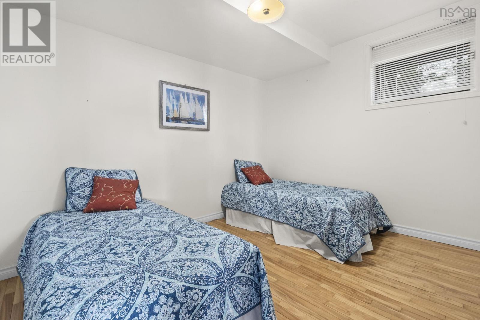 41 Bayberry Lane - 39