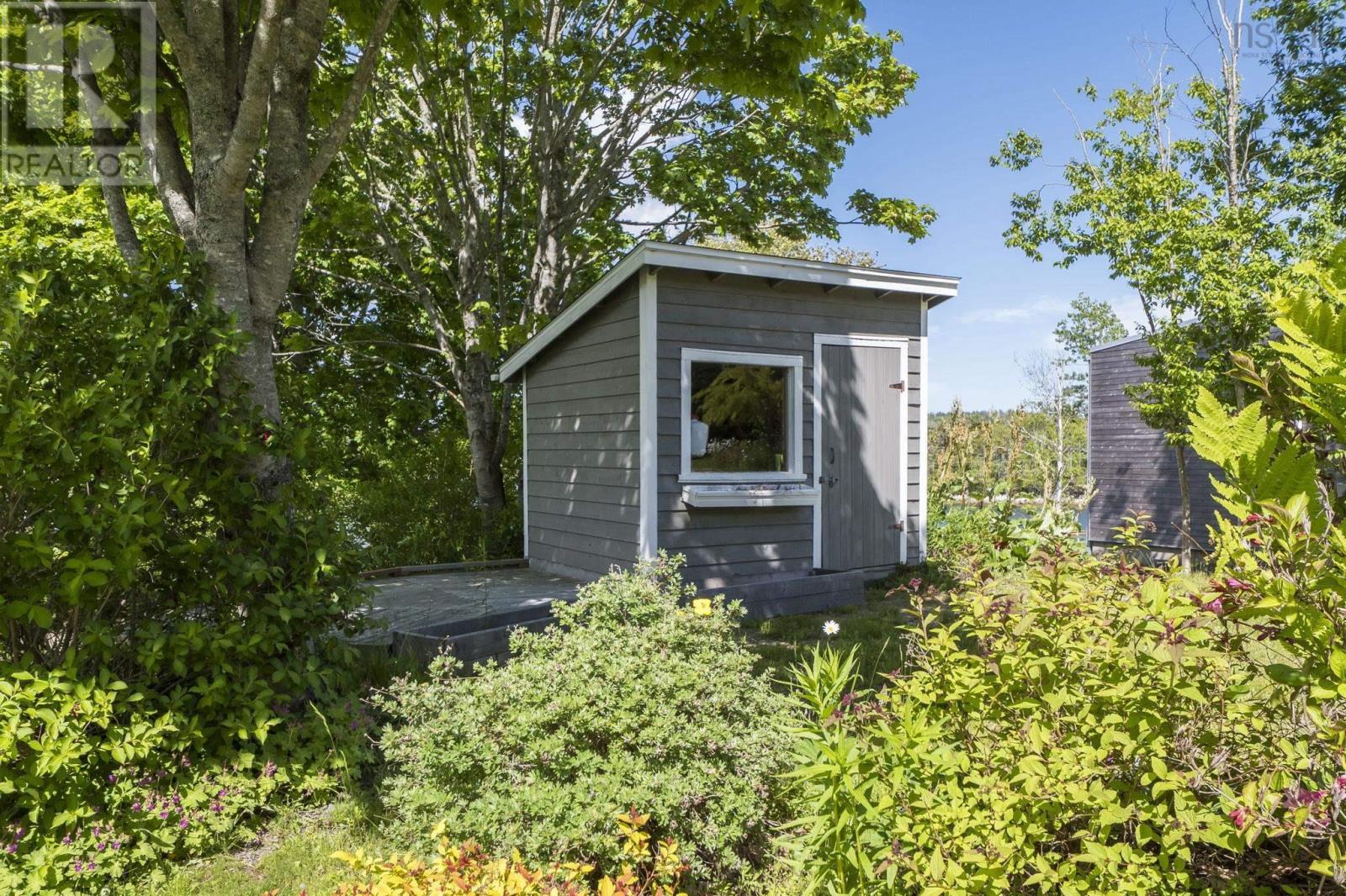 41 Bayberry Lane - 50