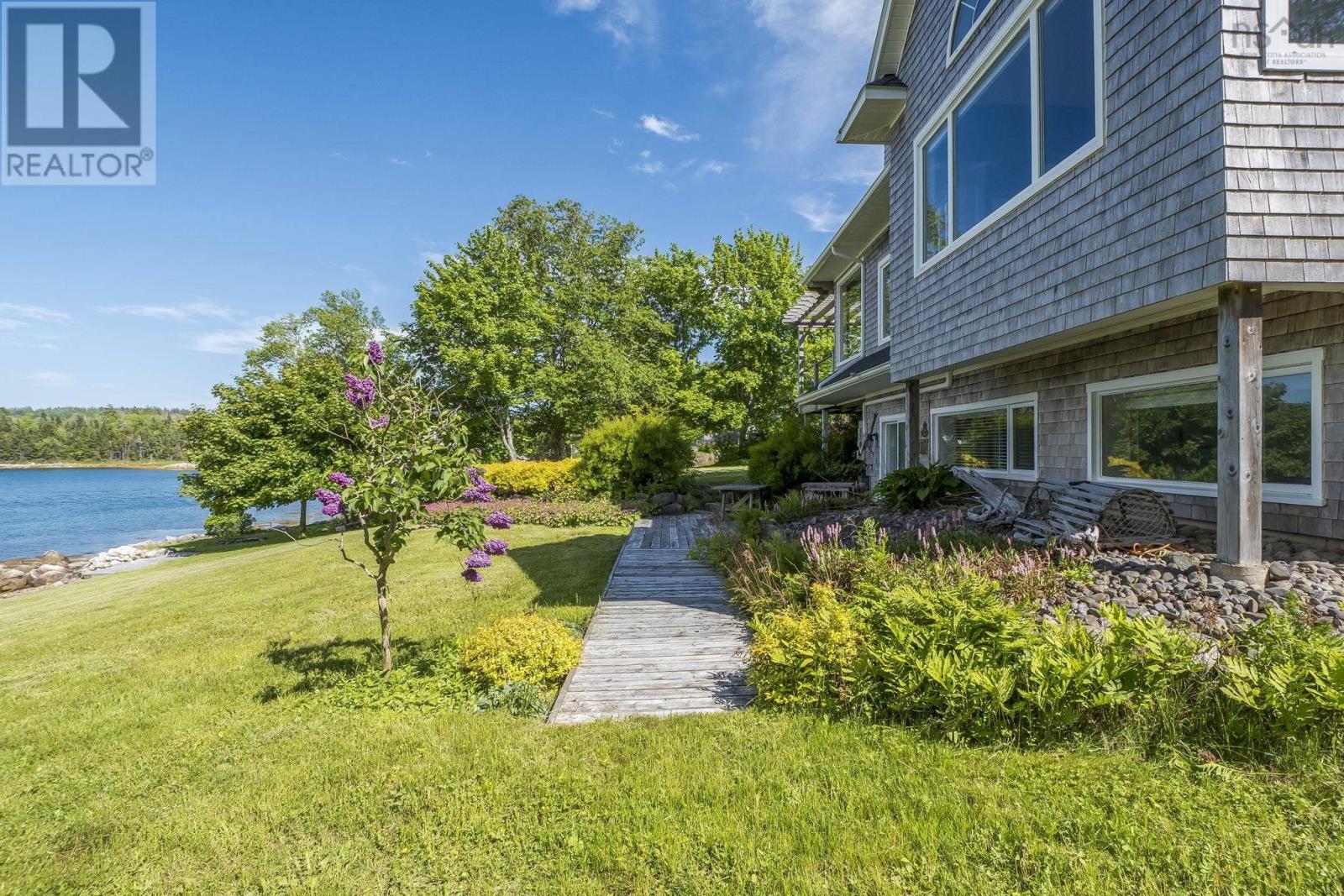 41 Bayberry Lane - 47