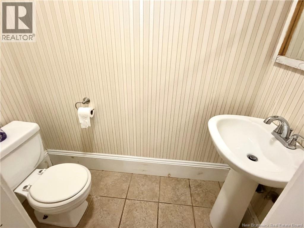775 Murray Avenue - Image 30