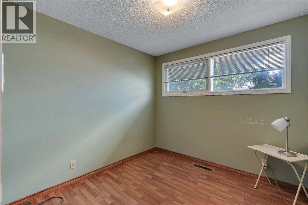 212 Westwood Drive SW - 15