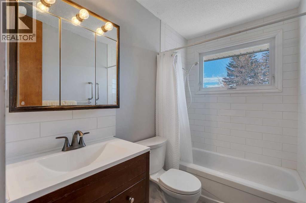 212 Westwood Drive SW - 16