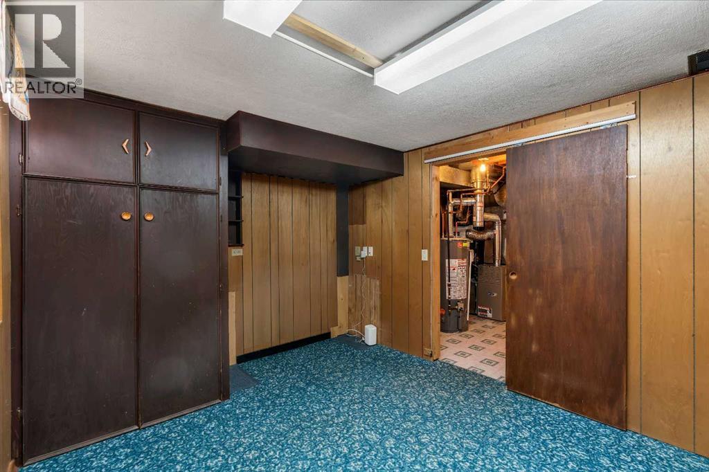 212 Westwood Drive SW - 23