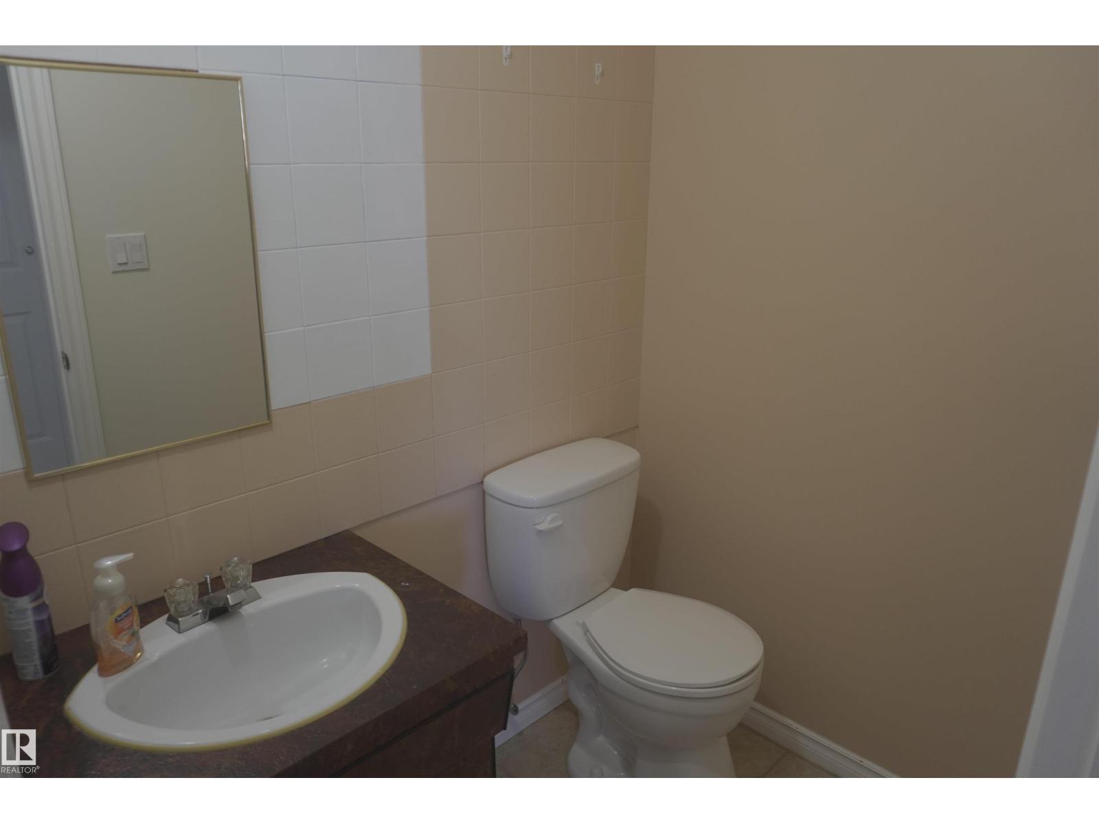 5713 49 ST - Image 15
