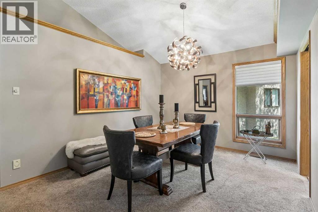112 Oakbriar Close SW - 6