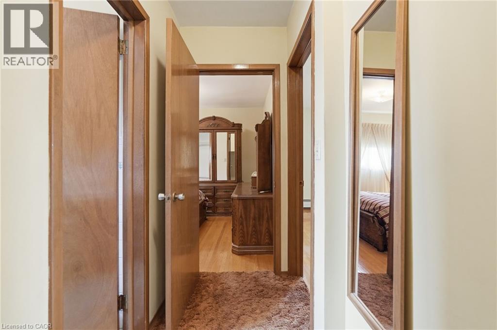 4587 THIRD Avenue - 17